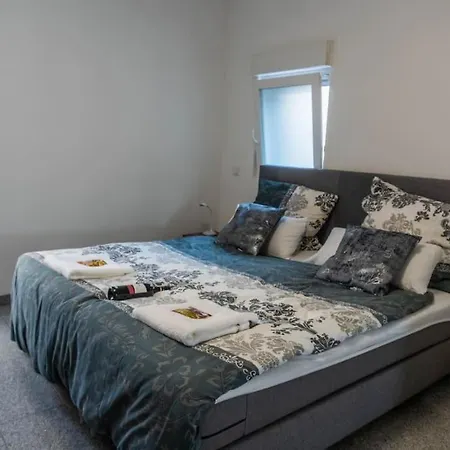 Appartement Your Luxurious In Cologne