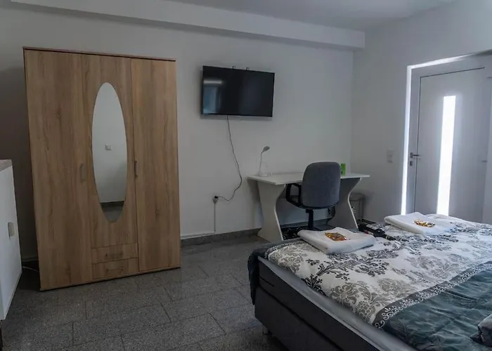 Your Luxurious In * Köln